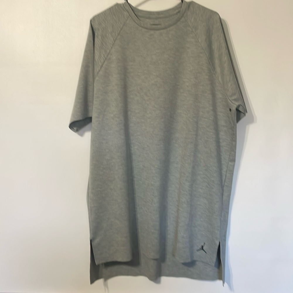 Jordan Xl grey long t shirt